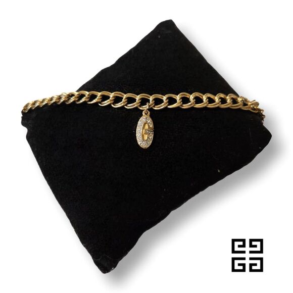 GivenchyElegant Vintage Gold Chain-Link & Sparkling 'G' Charm Bracelet, EUC